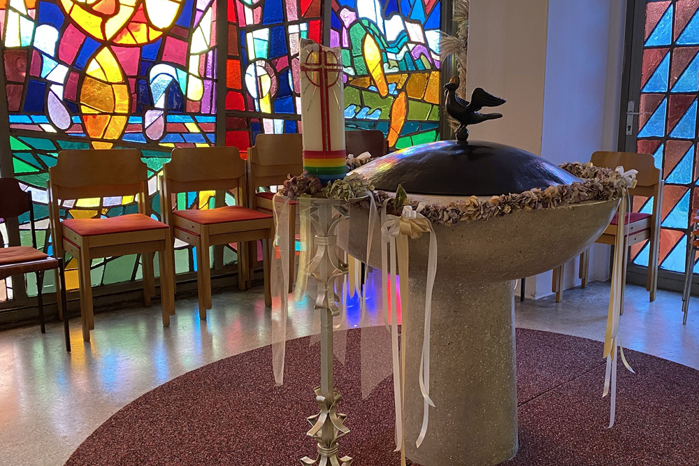 Taufbecken Pfarrkirche Laßnitzhöhe / Robert Glück